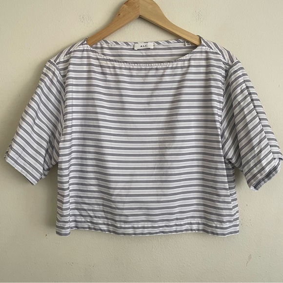 A.L.C. Striped Cropped Cotton Top Short Sleeve White Navy Size S Lightweight - Picture 1 of 5